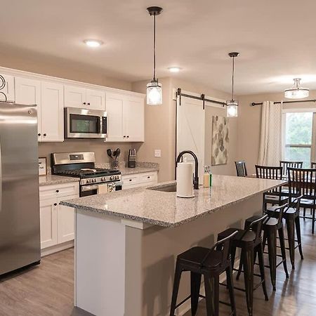 Brand New 2 Bed With Office Loves Park Exterior foto