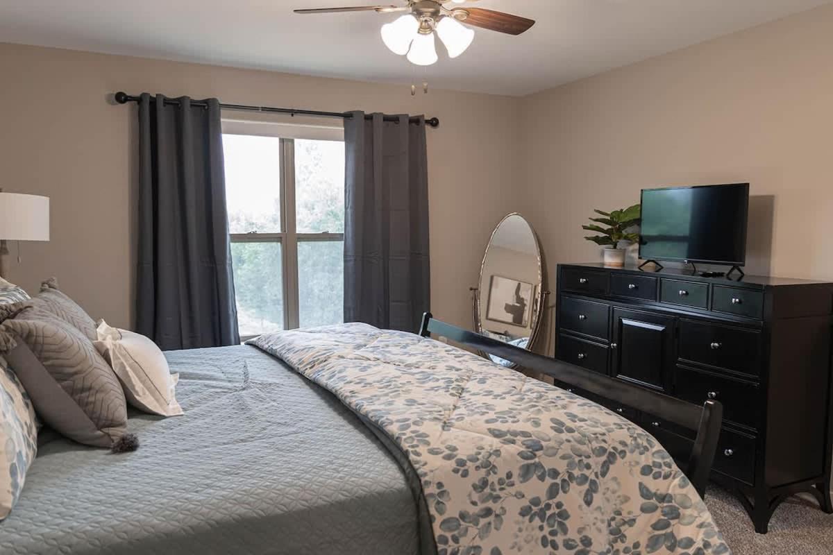 Brand New 2 Bed With Office Loves Park Exterior foto